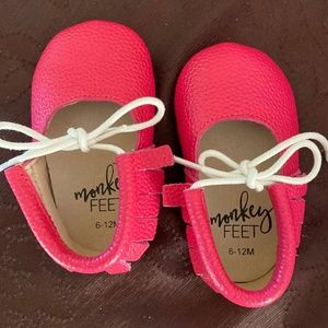 Monkey feet pink Shoes 6-12m Moccasins